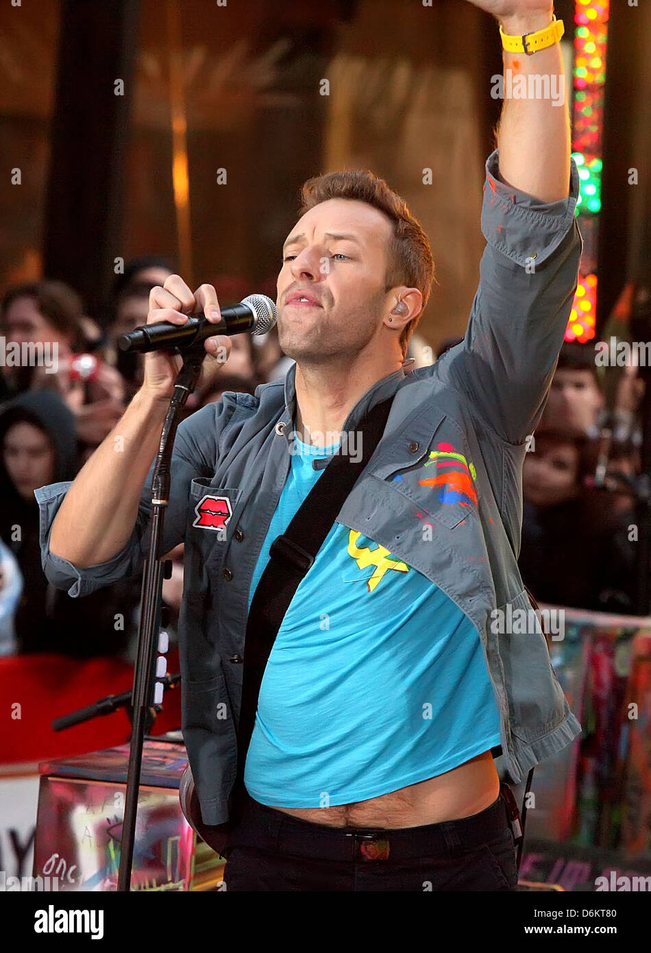 Chris Martin Coldplay Performing Live On The Today Show As Part Of