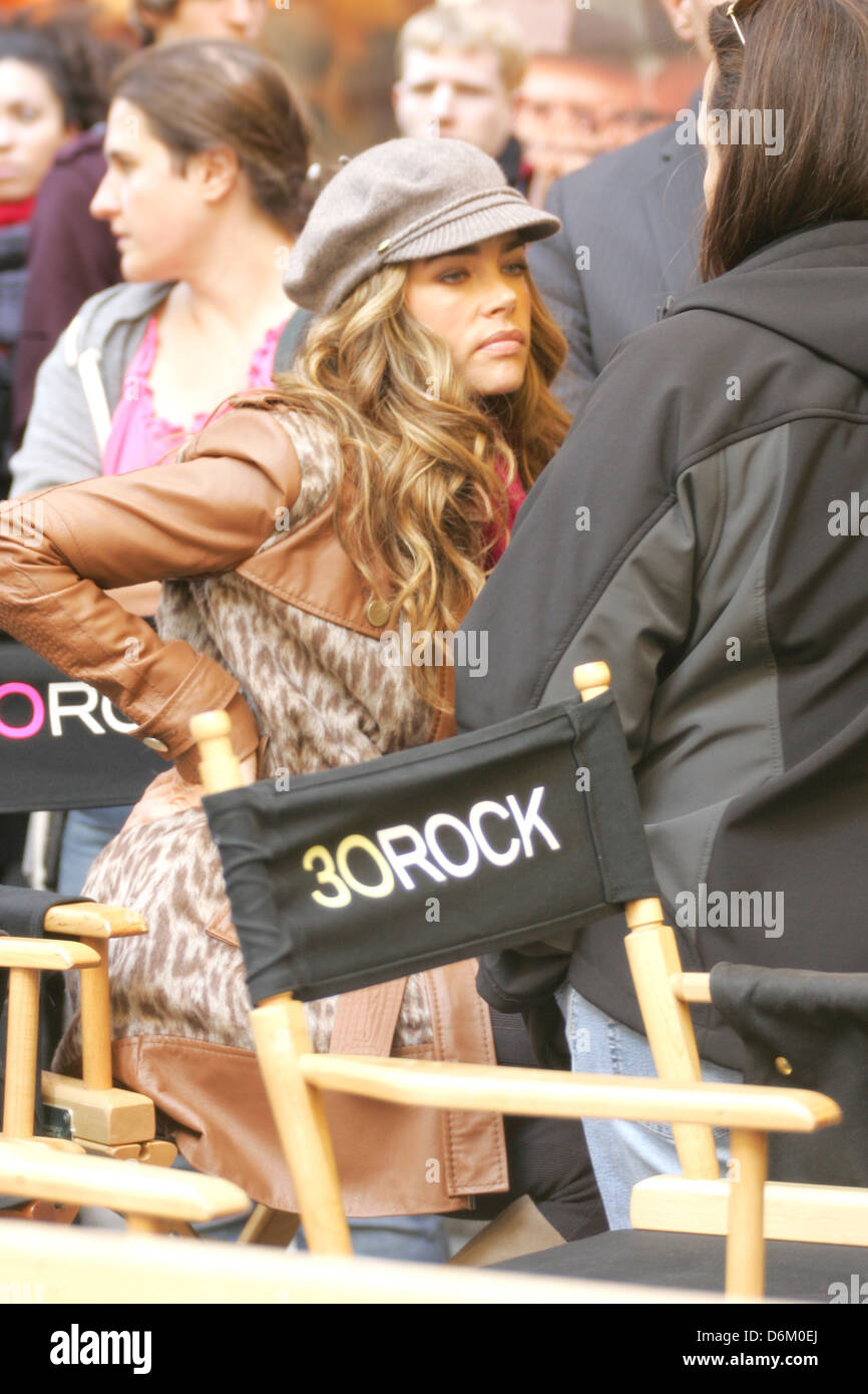 Denise Richards Denise Richards, Tracy Morgan and Tina Fey are seen on location at Rockefeller Center shooting '30 Rock' New Stock Photo