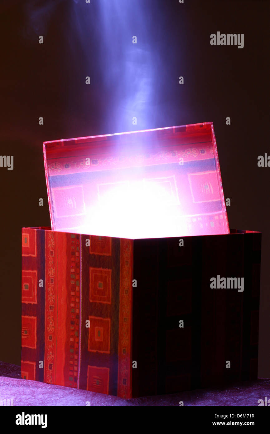 holiday magic box treasure gift inside Stock Photo Alamy