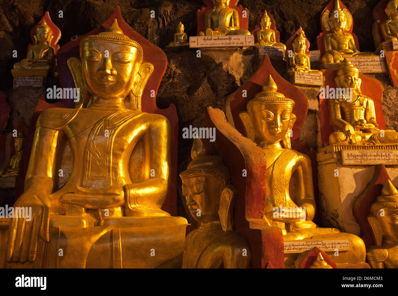 The fantastic Buddhist Caves at Pindaya, Myanmar 25 Stock Photo