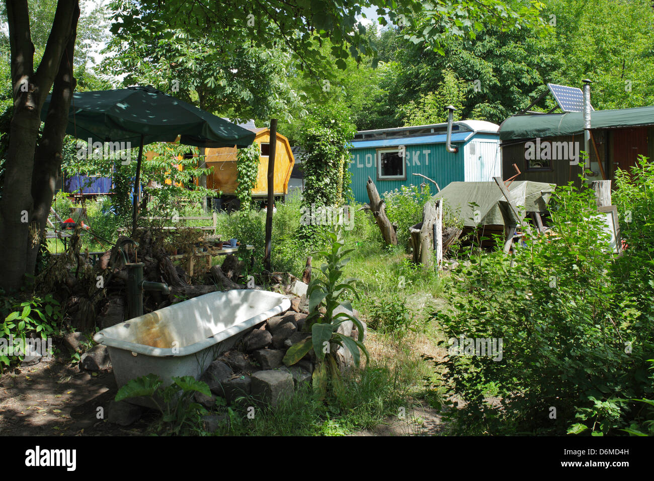 Berlin, Germany, trailer used as a caravan Stock Photo Alamy