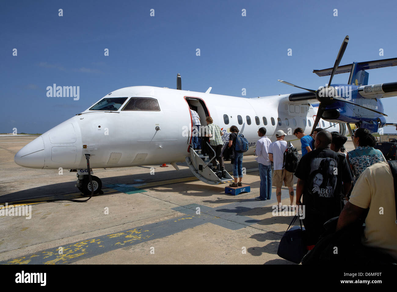 Barbados airport runway hires stock photography and images Alamy