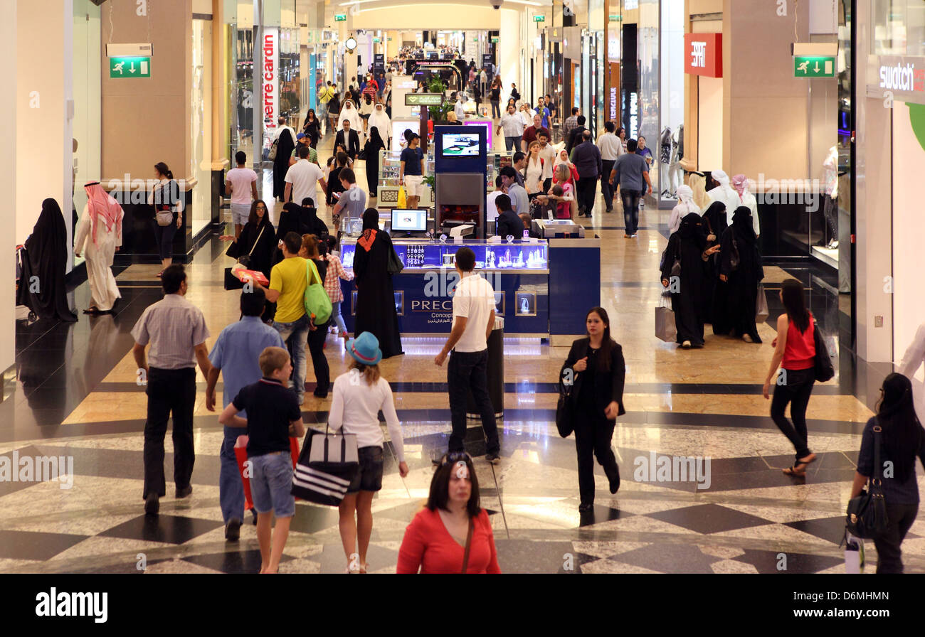 Louis vuitton shop mall emirates hi-res stock photography and images - Alamy