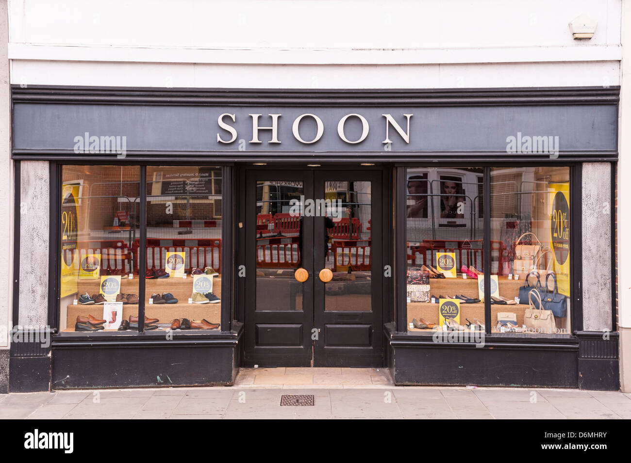 The Shoon Shop store in Salisbury , Wiltshire , England , Britain , Uk Stock Photo