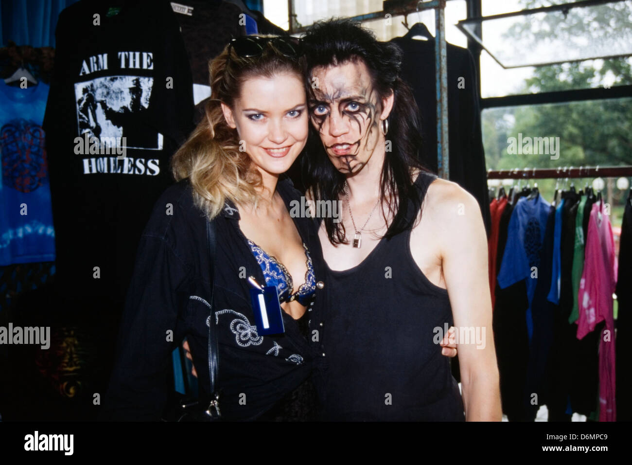tattooed man and his companion at the dunstable tattoo and body