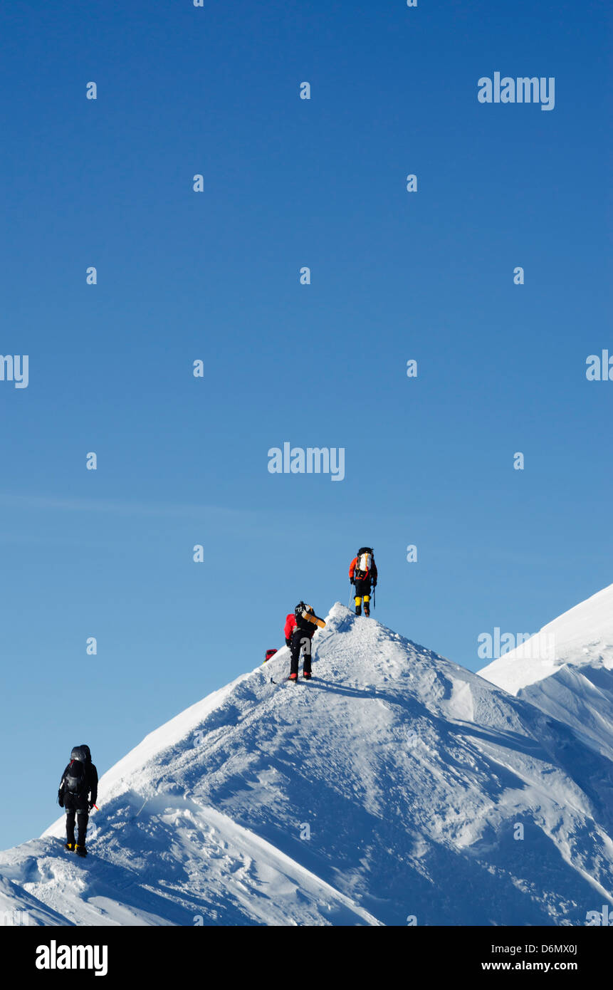summit ridge, climbing expedition on Mt McKinley 6194m, Denali National