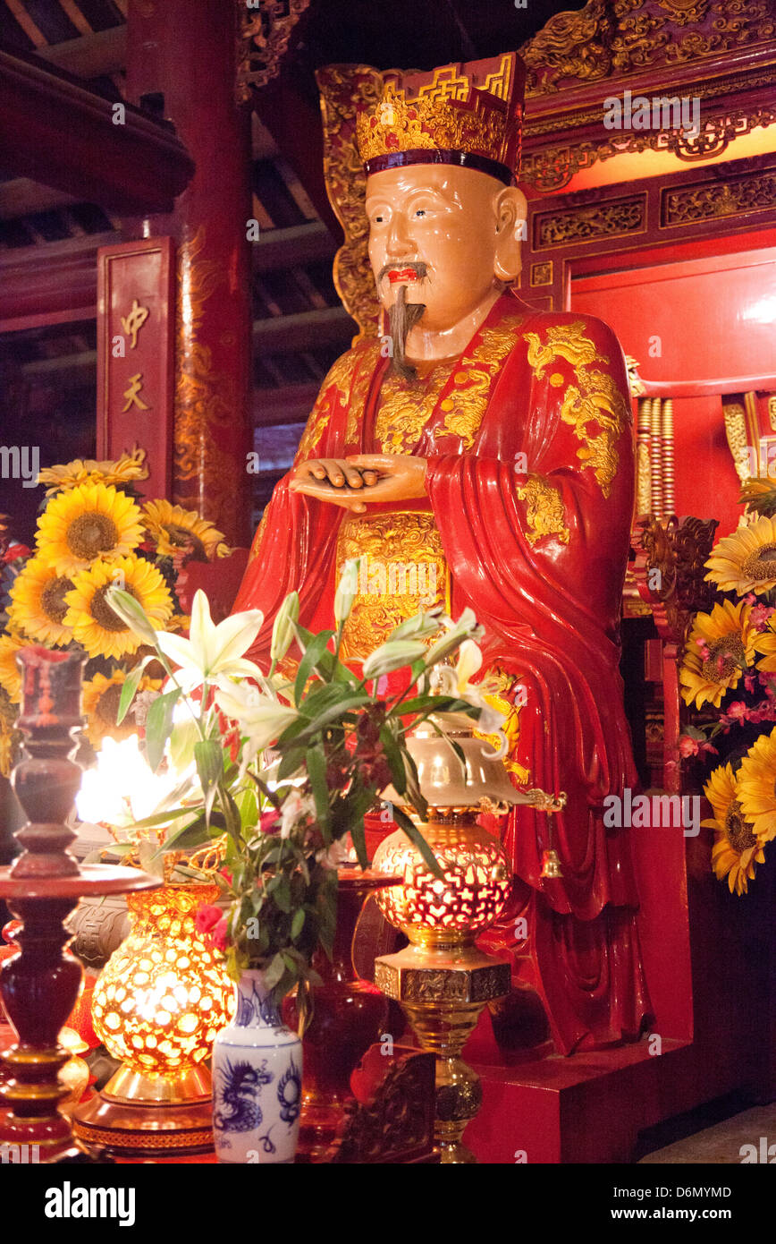 Hanoi, Vietnam, Confucius statue in the Temple of Literature Stock