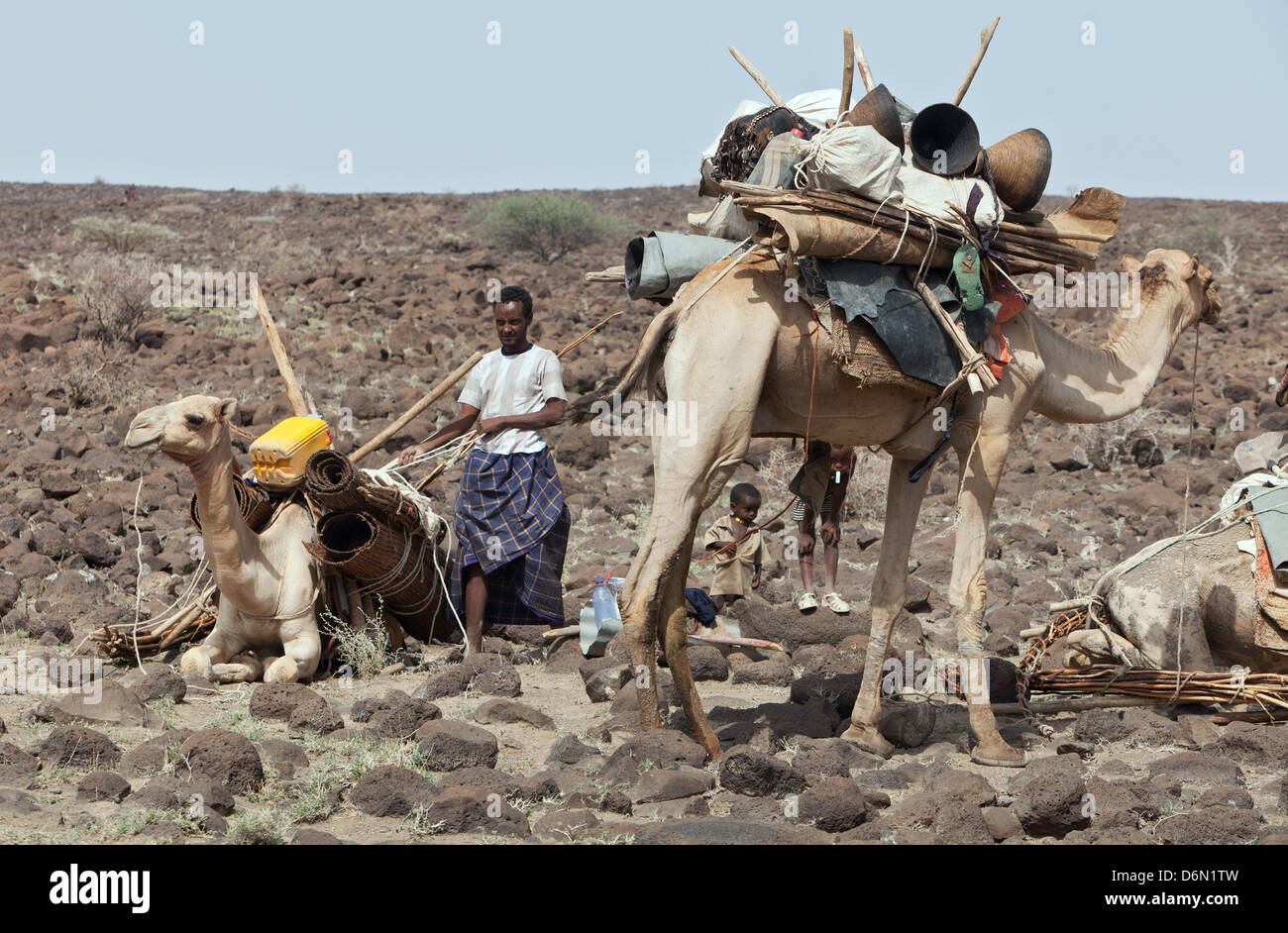 Semara, Ethiopia, nomadic family camped in the vicinity of a water body Stock Photo