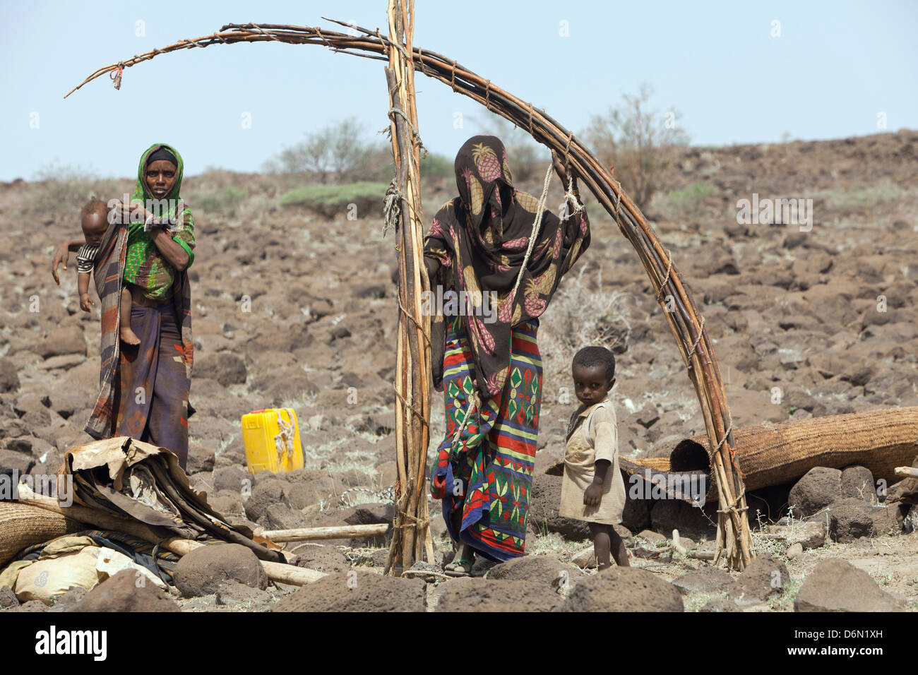 Semara, Ethiopia, nomadic family camped in the vicinity of a water body Stock Photo