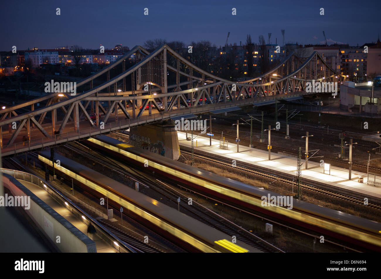 Berlin, Germany, overlooking the BerlinGesundbrunnen station with the bridge Swinemuender Stock Photo