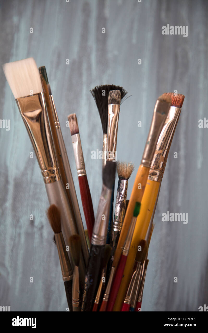 Paint brushes and container hires stock photography and images Alamy