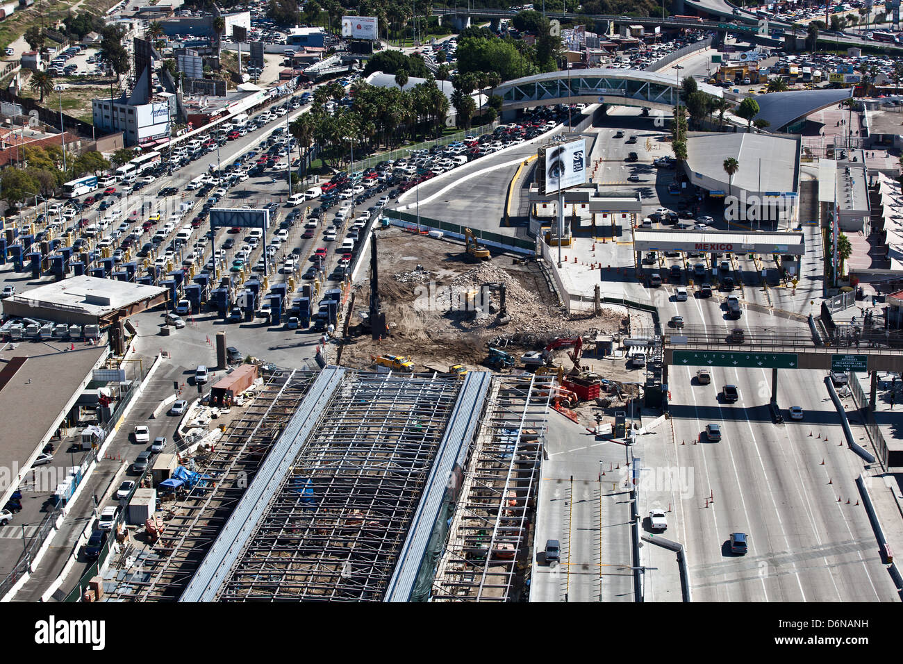 San ysidro border aerial hires stock photography and images Alamy