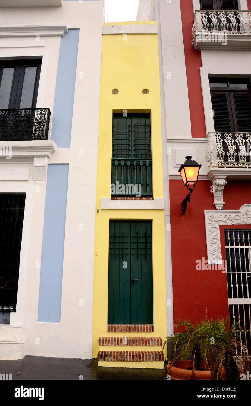 Narrow building in Old San Juan, Puerto Rico Stock Photo