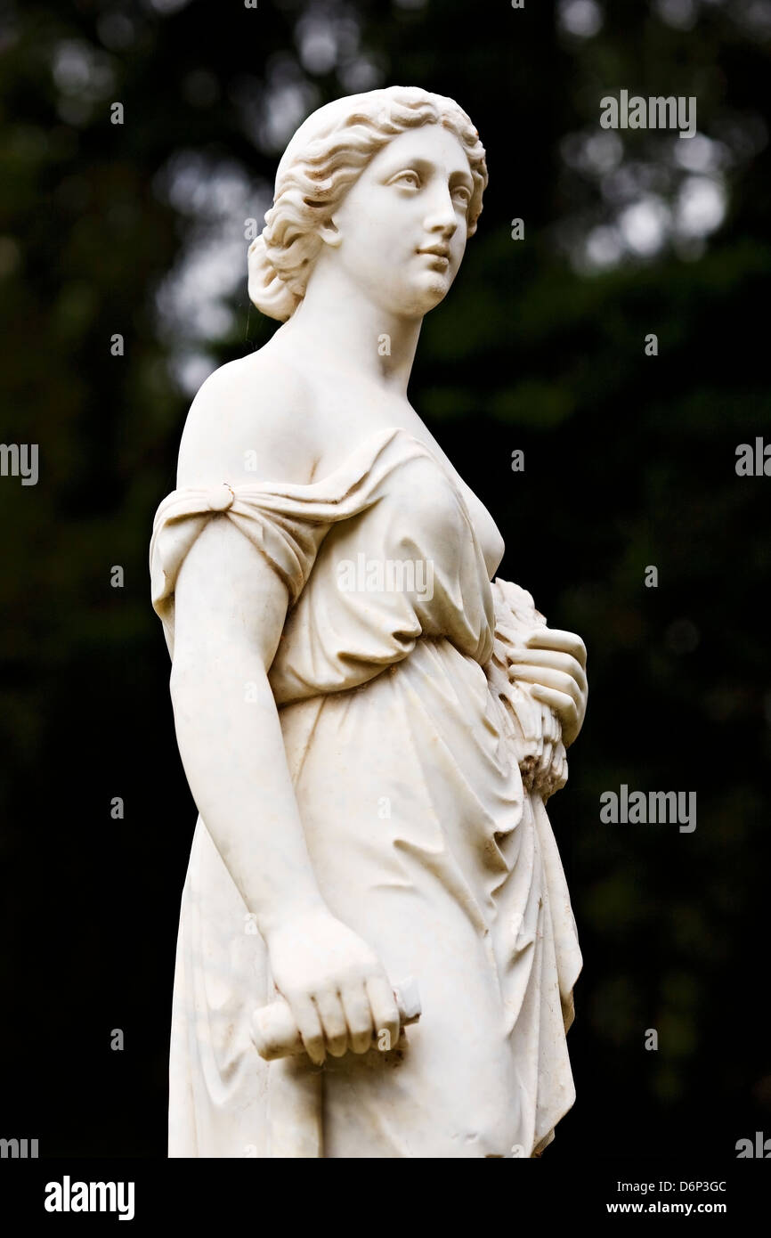 Ballarat Australia / Thomas Stoddart marble statues in the Ballarat