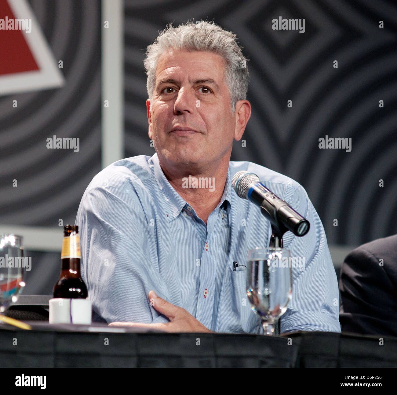 Anthony Bourdain speaking at 'Digital Debauchery with Anthony Bourdain