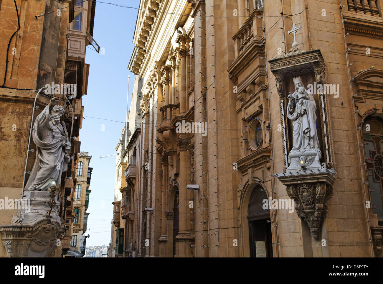 Malta, Valletta, UNESCO World Heritage, statues of saints peaceful