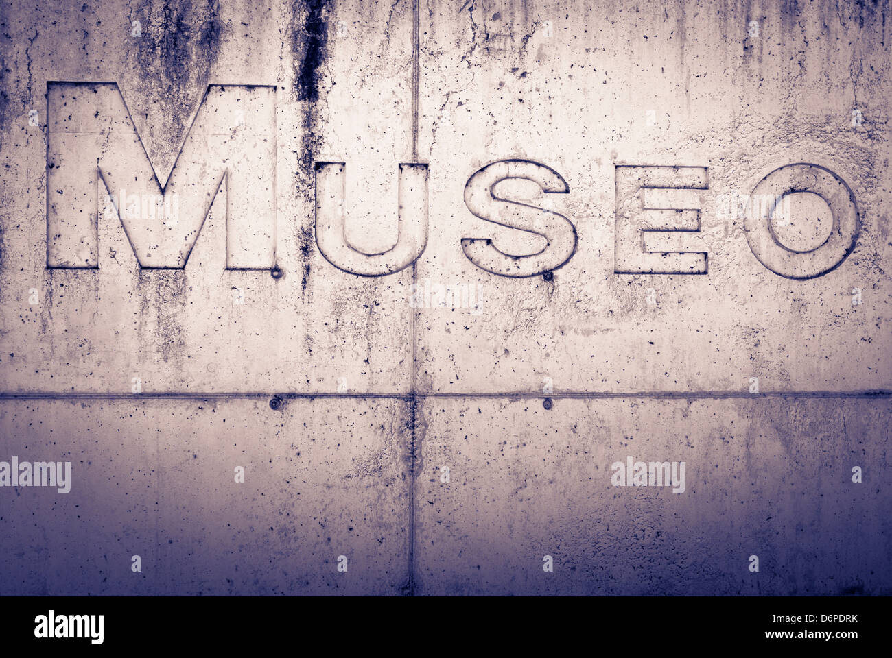 Word museum, in Spanish "Museo", on cement wall Stock Photo Alamy