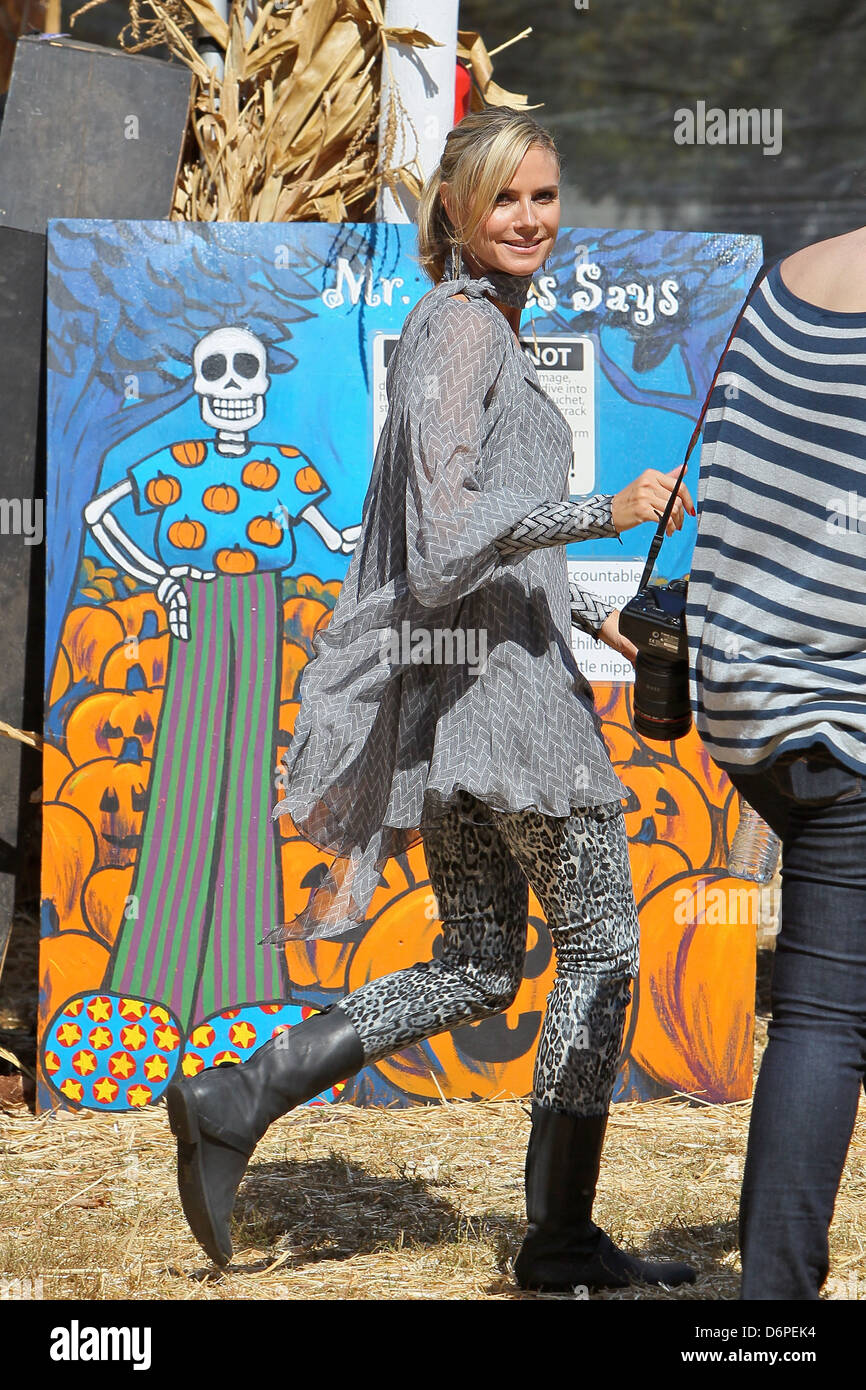 Heidi Klum at Mr Bones Pumpkin Patch in west Hollywood, filming a