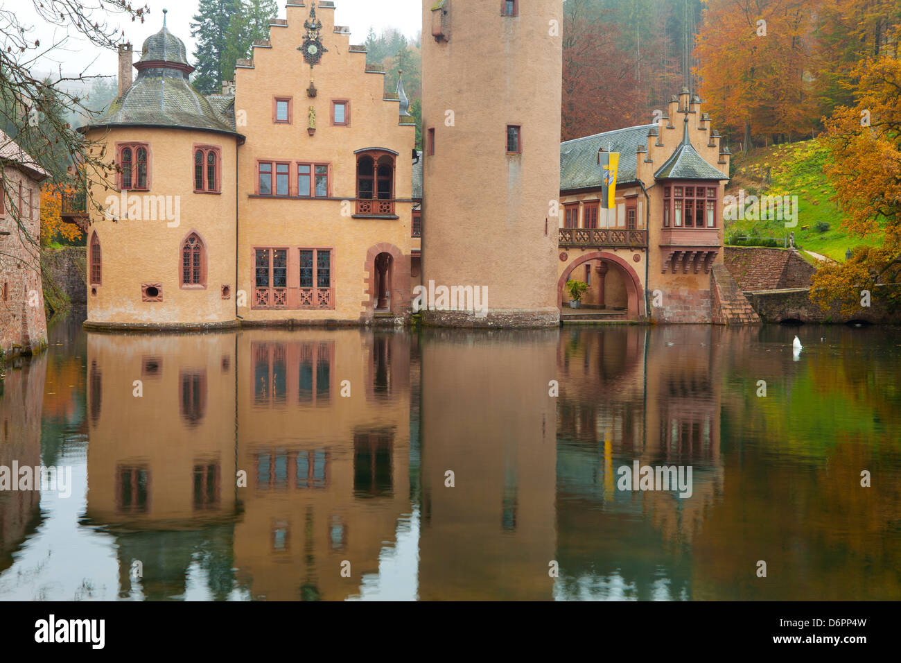 Schloss (Castle) Mespelbrunn in autumn, near Frankfurt, Germany, Europe Stock Photo