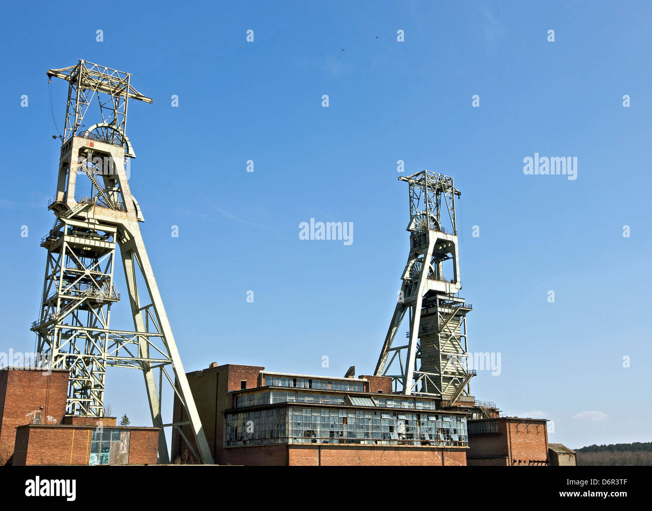 Headstocks Clipstone colliery Stock Photo Alamy
