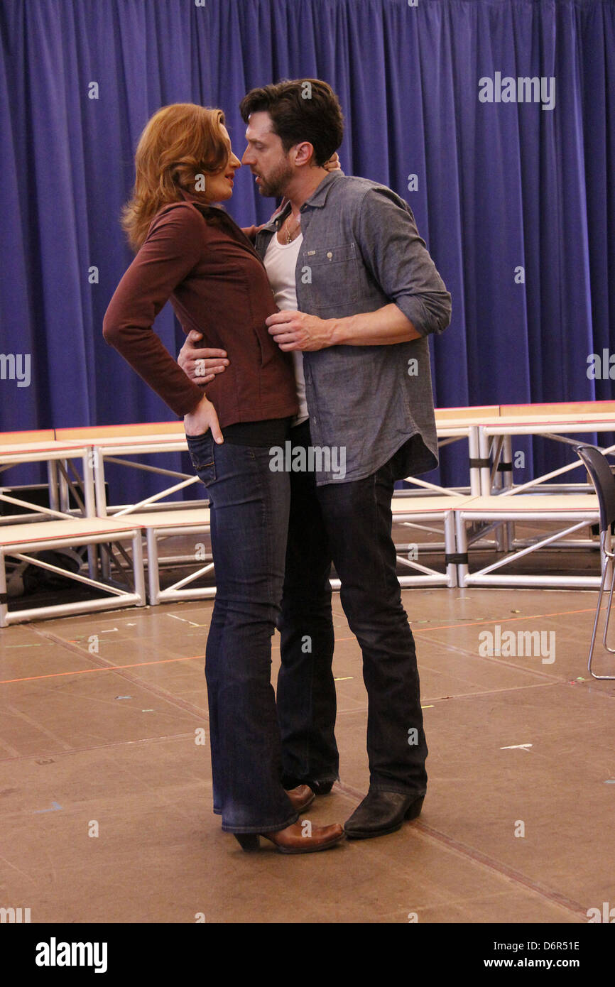 Jessica Phillips and Raul Esparza Press rehearsal with the cast of the Broadway musical 'Leap Of Faith' at the New 42nd Street Stock Photo