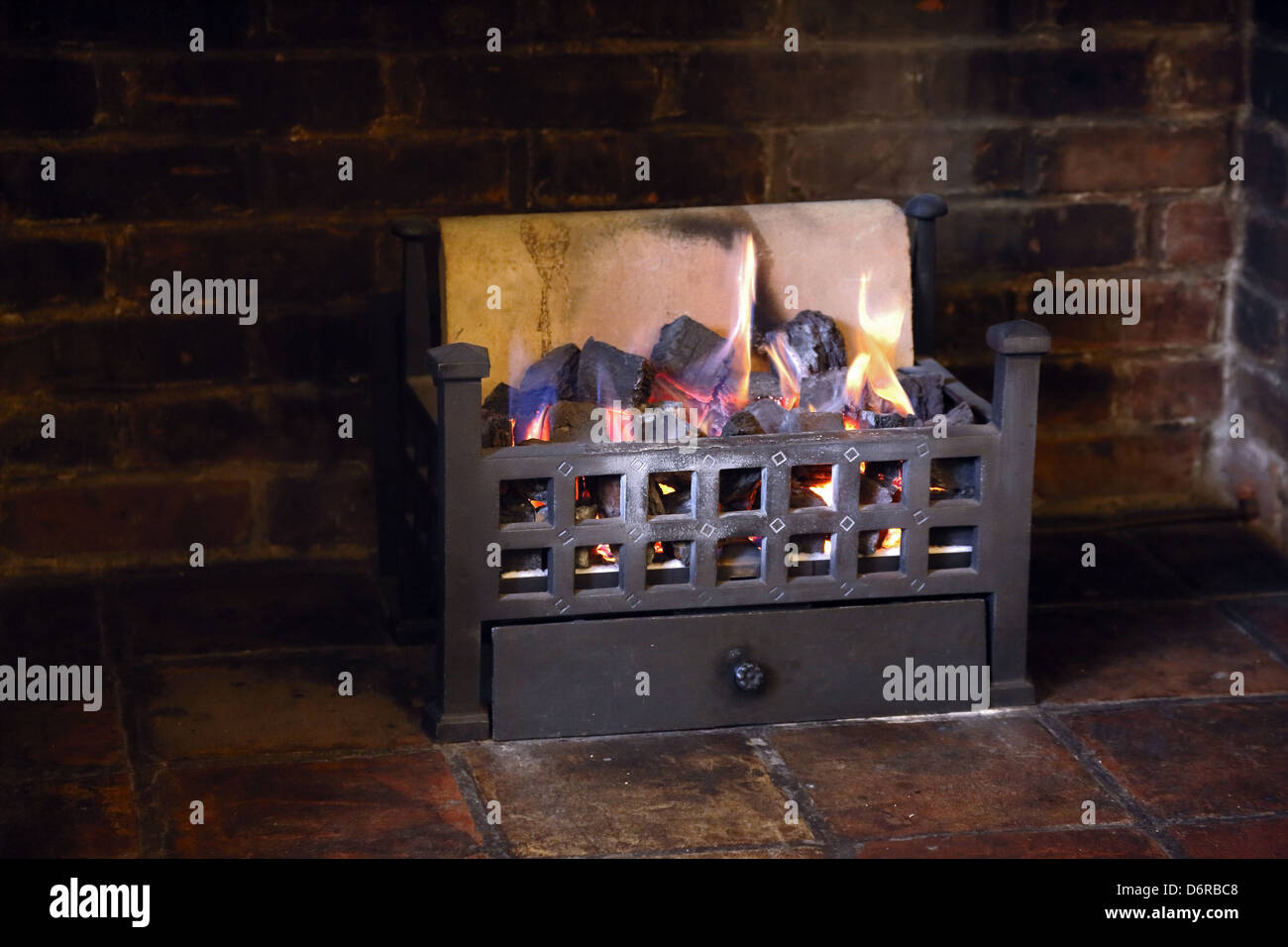 Coal effect gas fire Stock Photo Alamy