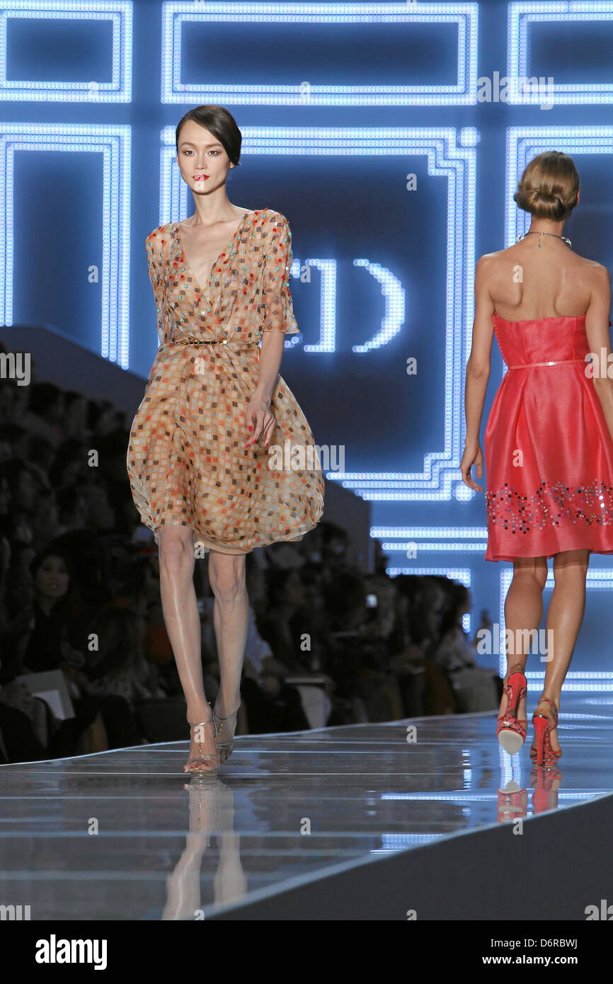 Paris Ii Model Model Paris Fashion Week Spring/Summer 2012 Ready To Wear - Dior ...