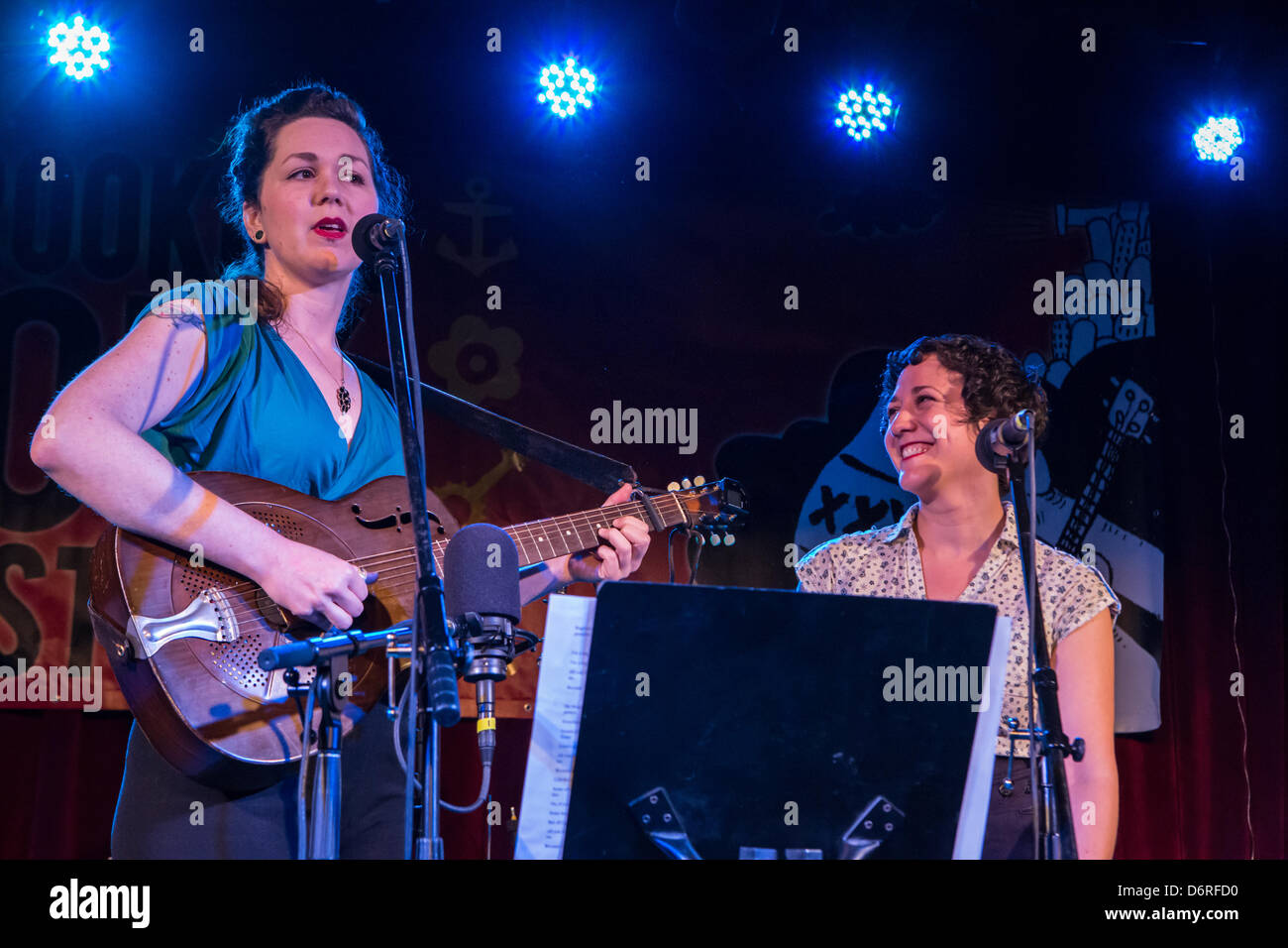 Brooklyn, U.S. 20 April 2013. Mamie Minch and Tamar Korn (left to right) singing at the Brooklyn