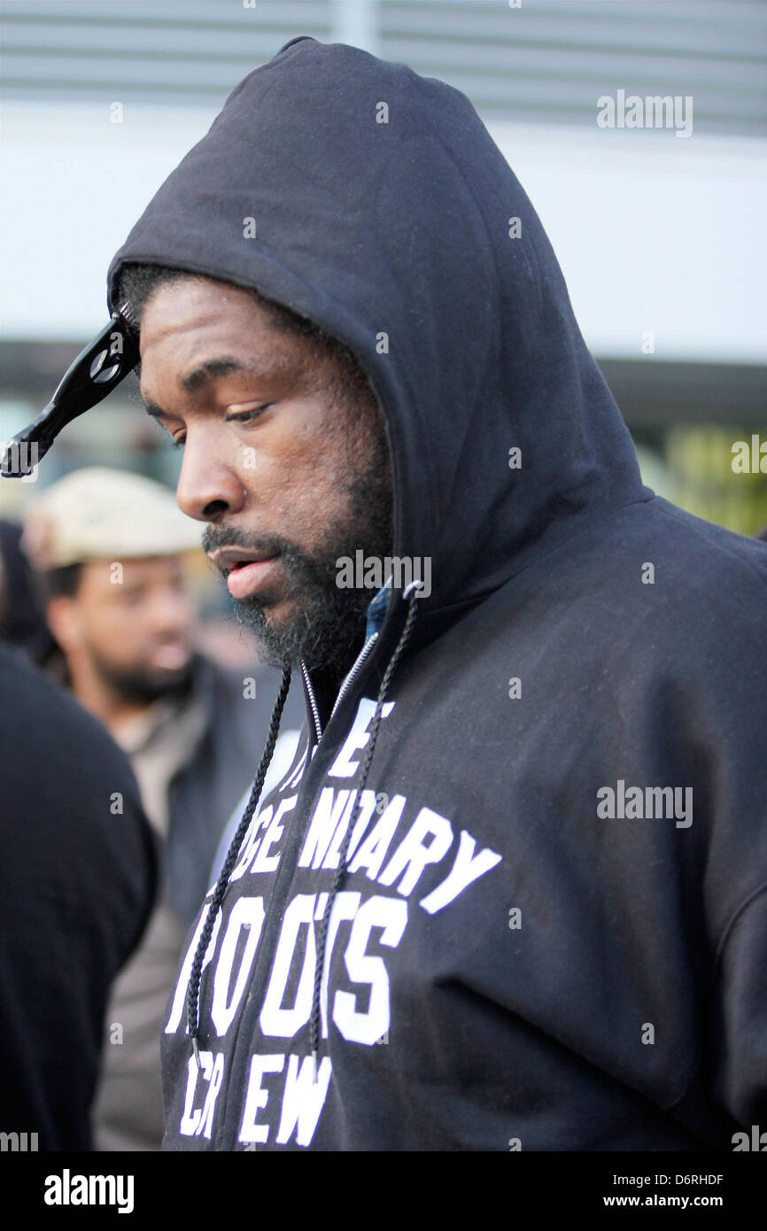 Quest Love from the Roots T-Mobile Magenta Carpet At The 2011 NBA All ...