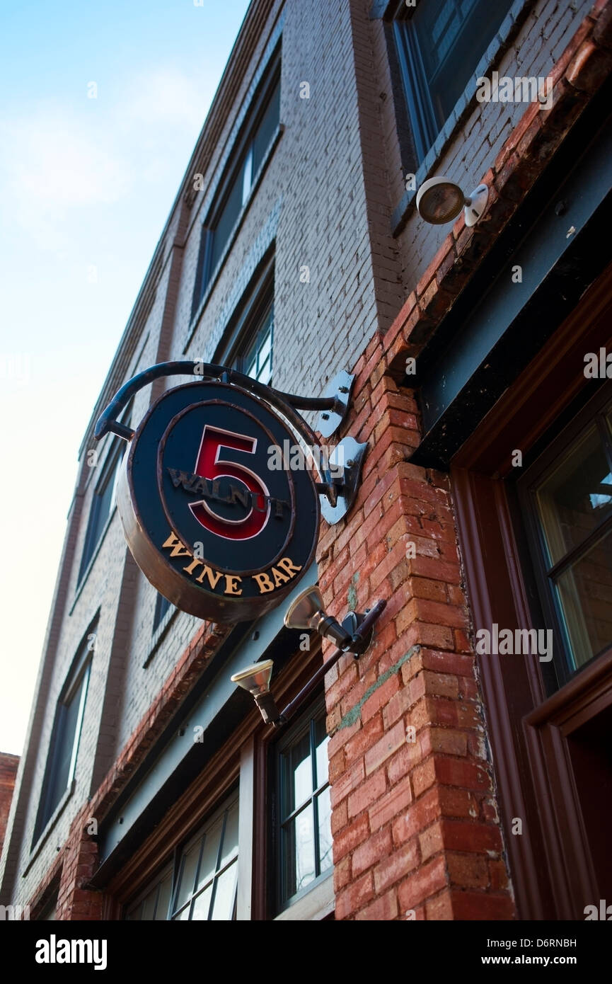 Asheville nc restaurant street hi-res stock photography and images - Alamy