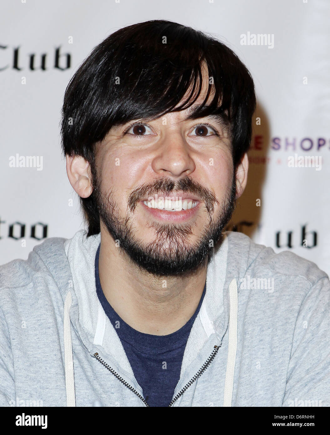 Mike Shinoda Club Tattoo Inside Miracle Mile Shops hosts an autograph signing with Linkin Park at Planet Hollywood Resort and Stock Photo