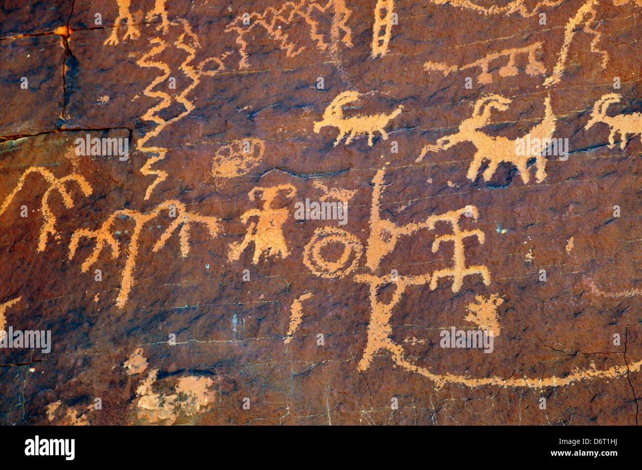 Atlatl rock petroglyphs, Valley of Fire State Park Stock Photo