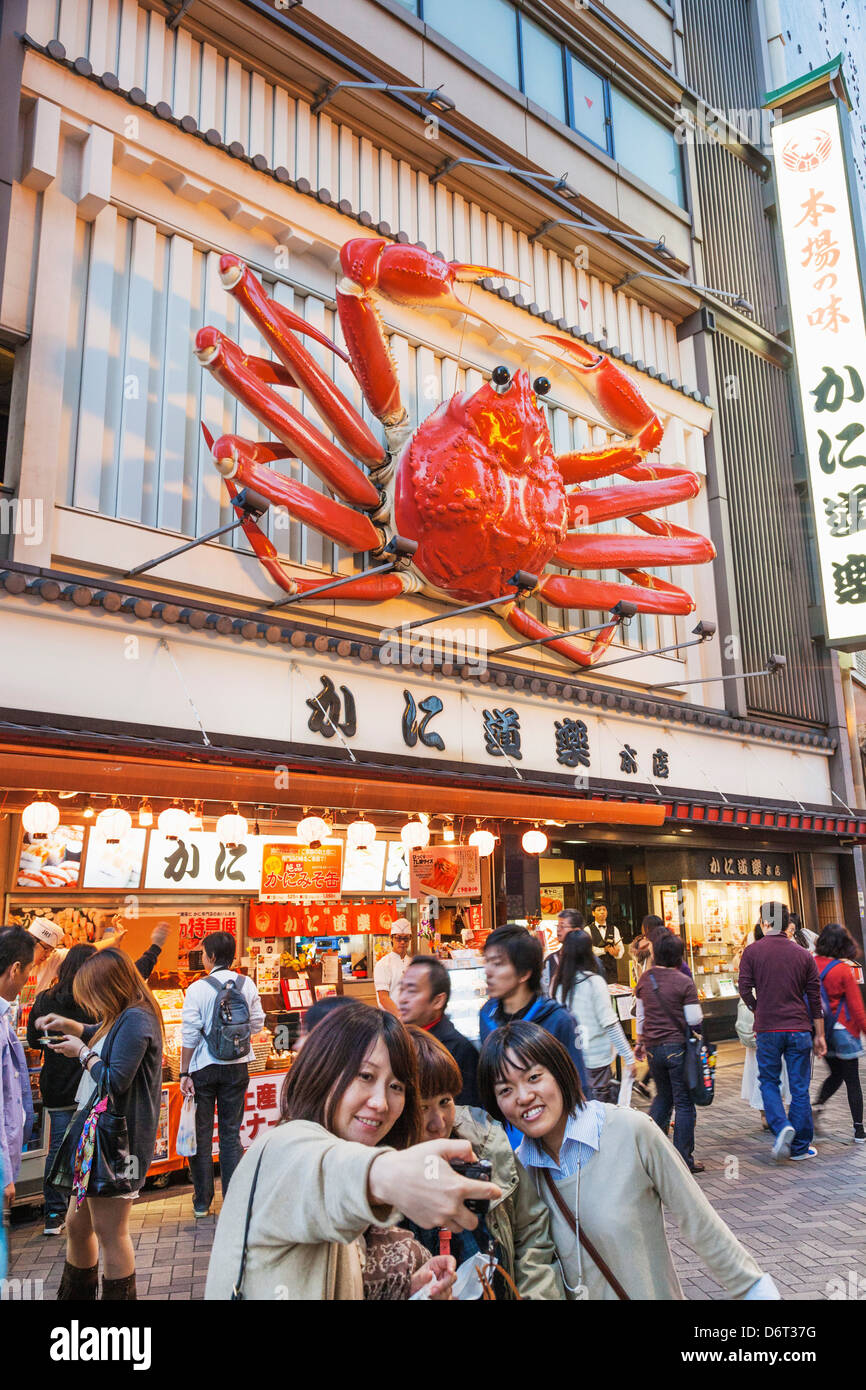 Japan, Honshu, Kansai, Osaka, Namba, Dotombori Street, Restaurant