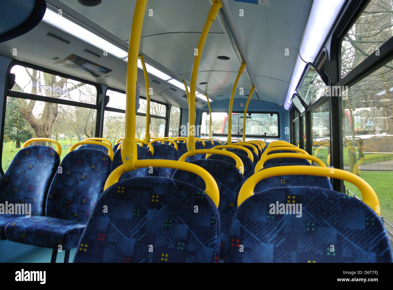 Top deck bus photography and images - Alamy
