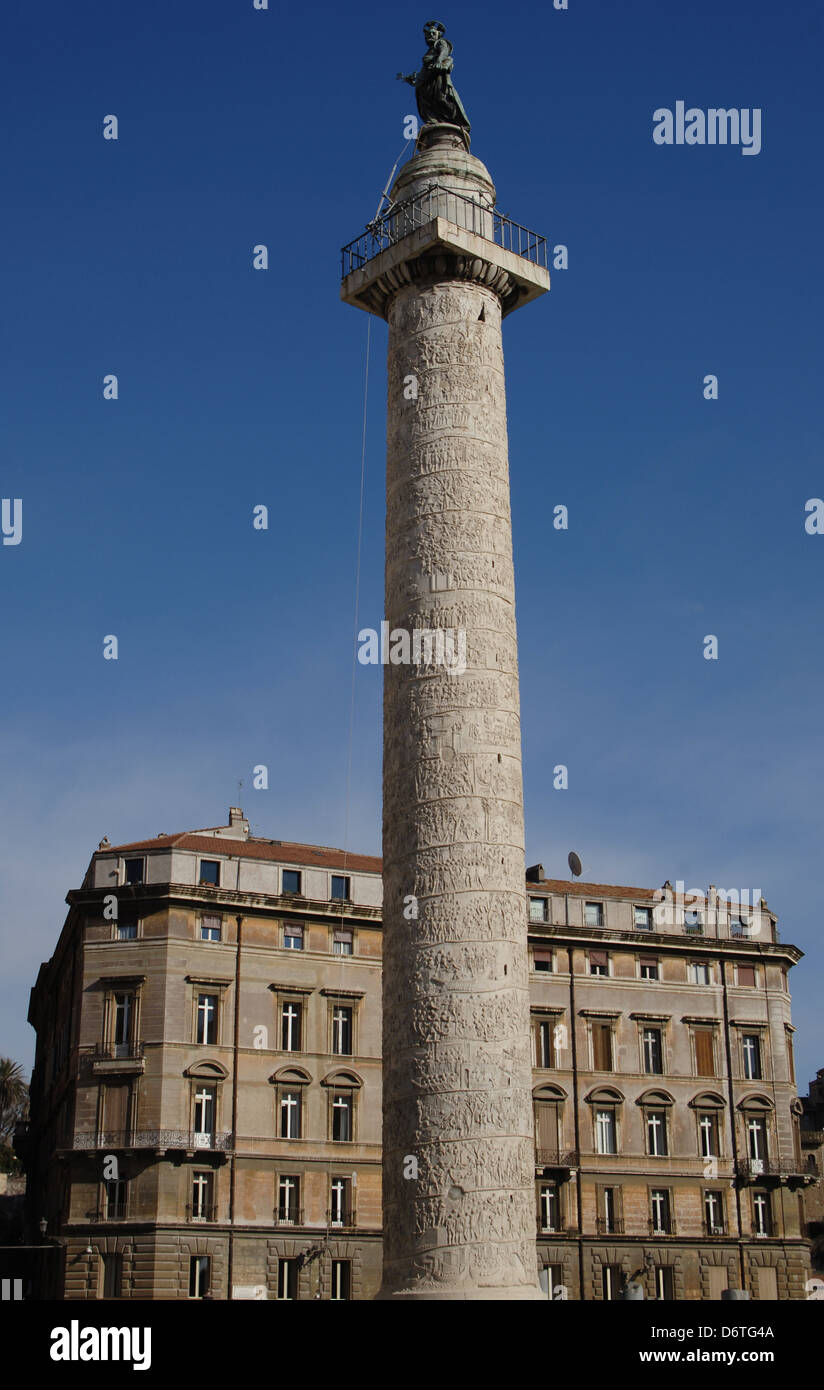 Italy. Rome. Trajan's Column, 2nd century AD. Erected to commemorate the victory of Emperor Trajan in the Dacian Wars. Stock Photo