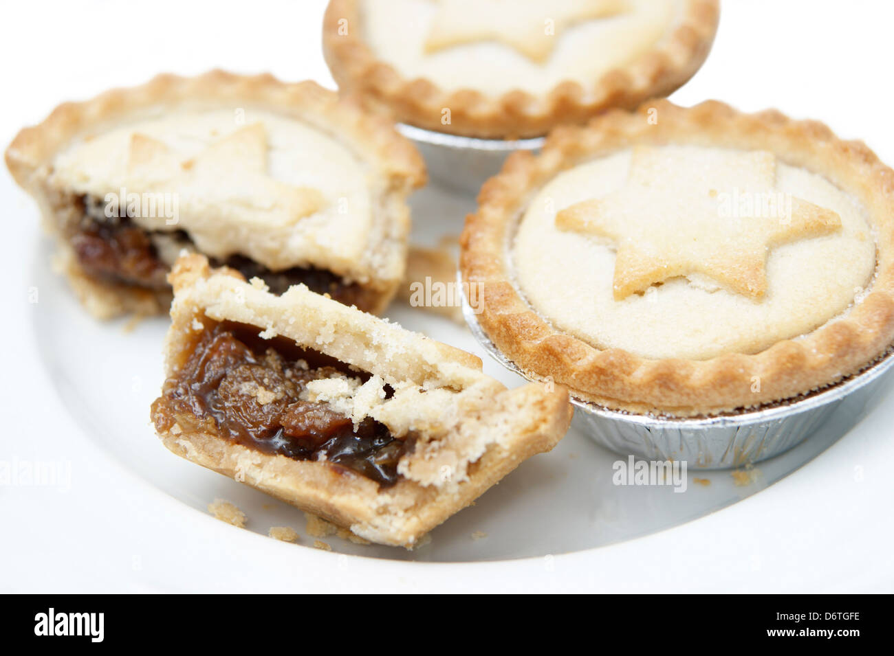 A plate of mince pies Stock Photo - Alamy