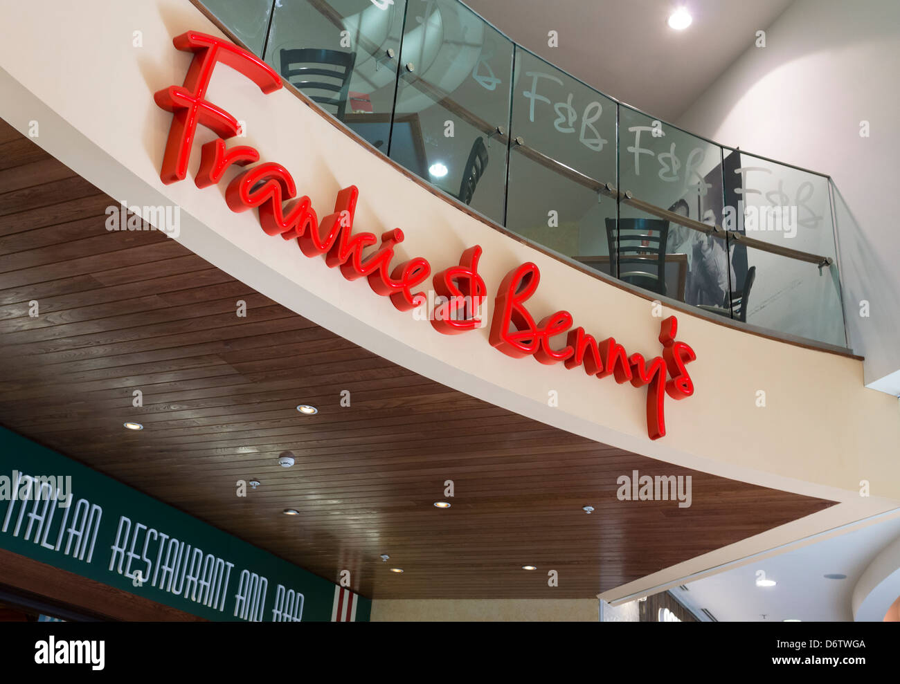 instreet metromall