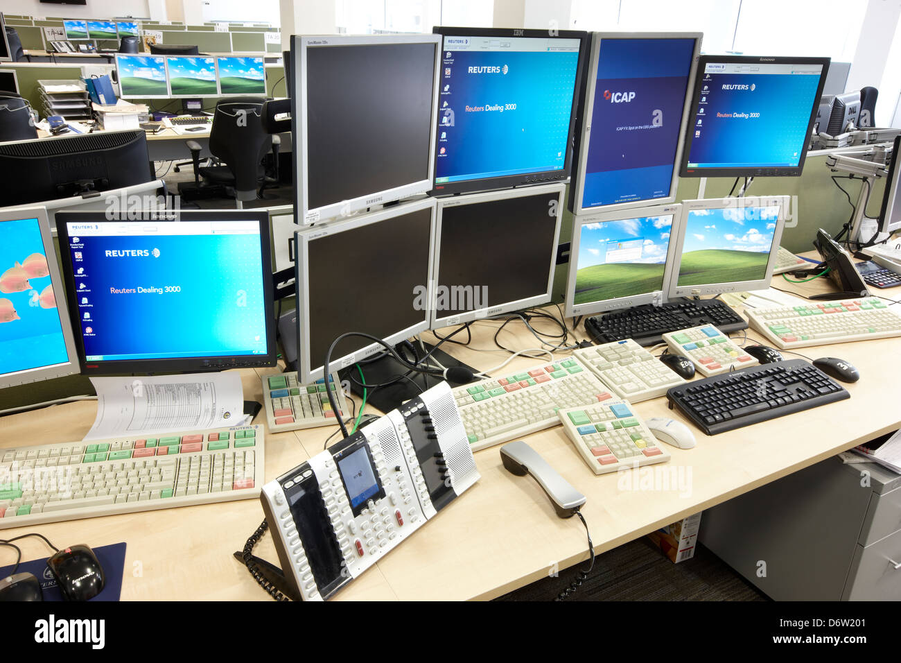 multi screen trading position City of London Stock Photo - Alamy