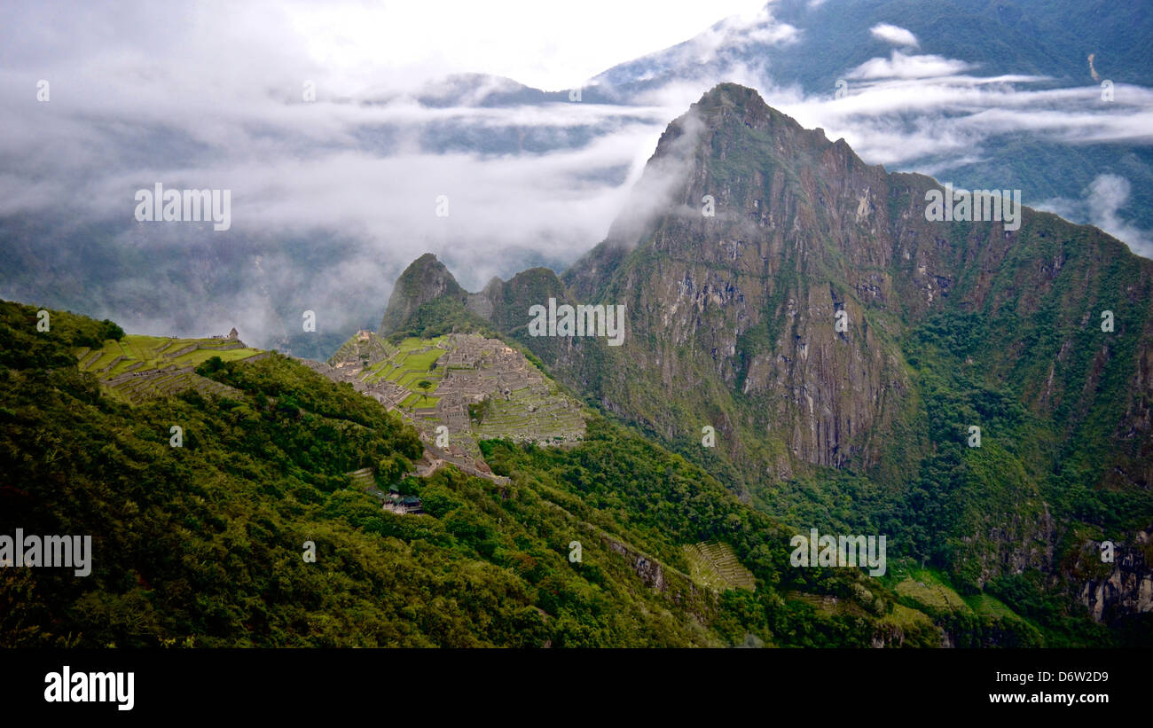 Machu picchu sun gate hi-res stock photography and images - Alamy