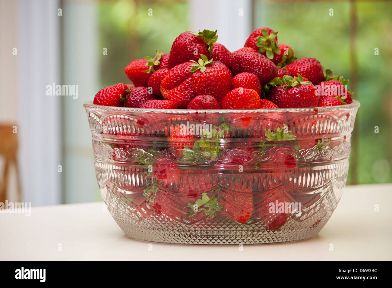 Beautiful large strawberries hi-res stock photography and images - Alamy