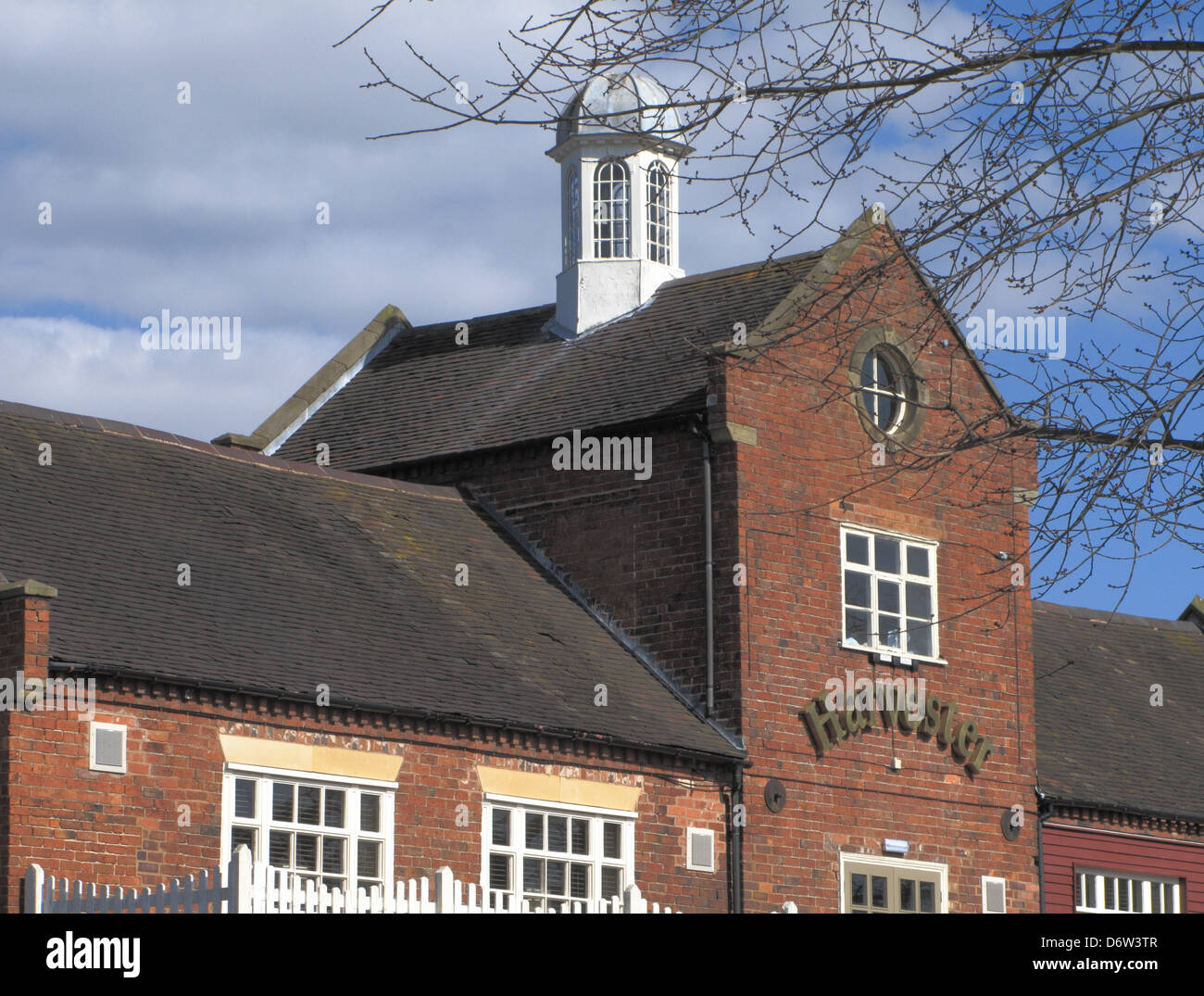 Harvester Restaurant High Resolution Stock Photography and Images Alamy