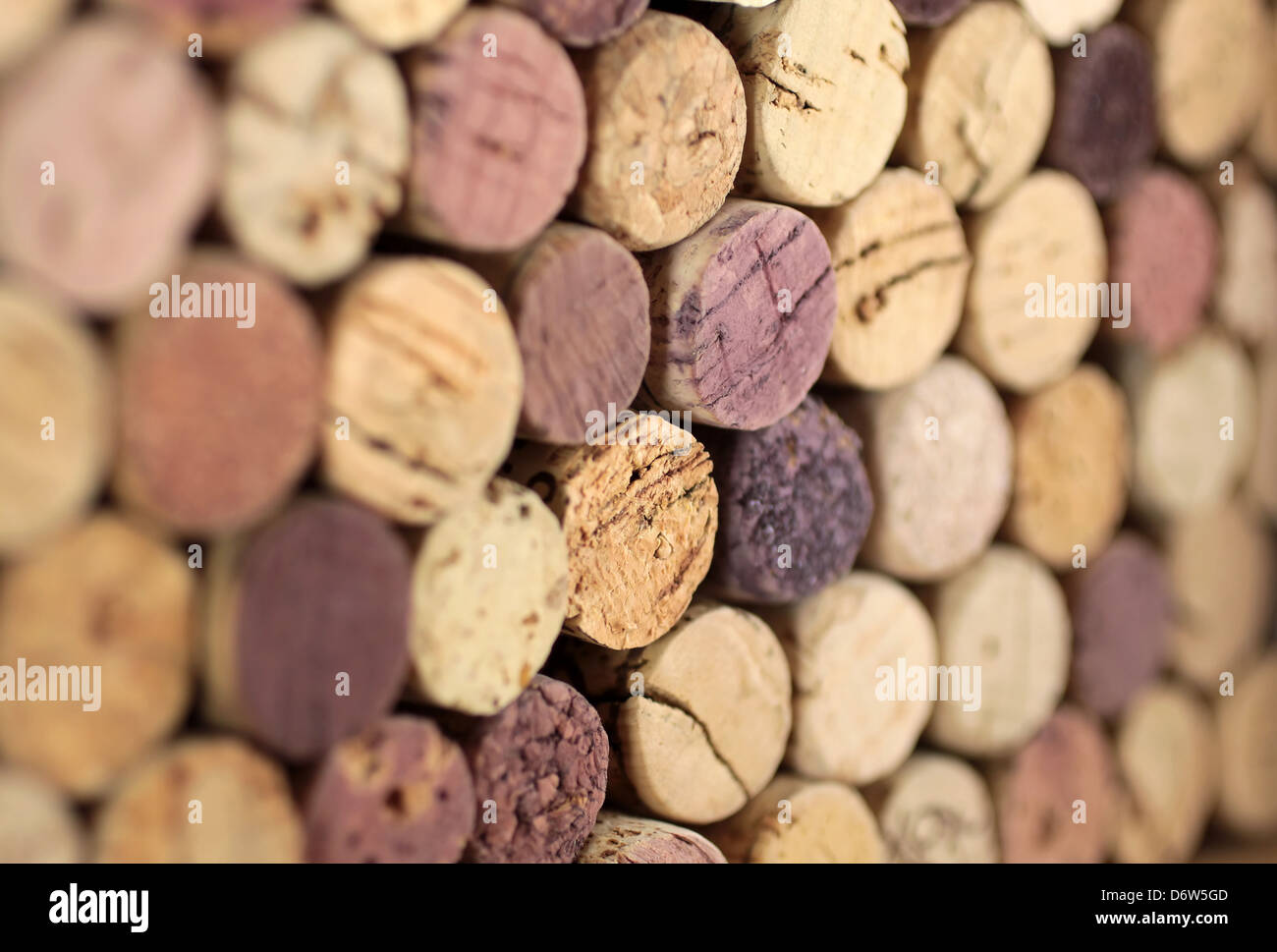 Brown wine corks hires stock photography and images Alamy