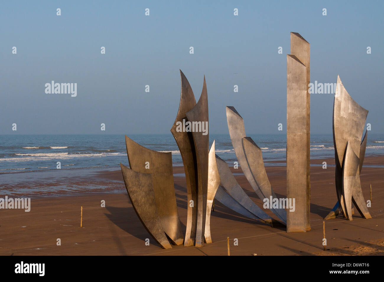 sculptures "Les Braves" Omaha Beach, SaintLaurentsurMer, memorial of