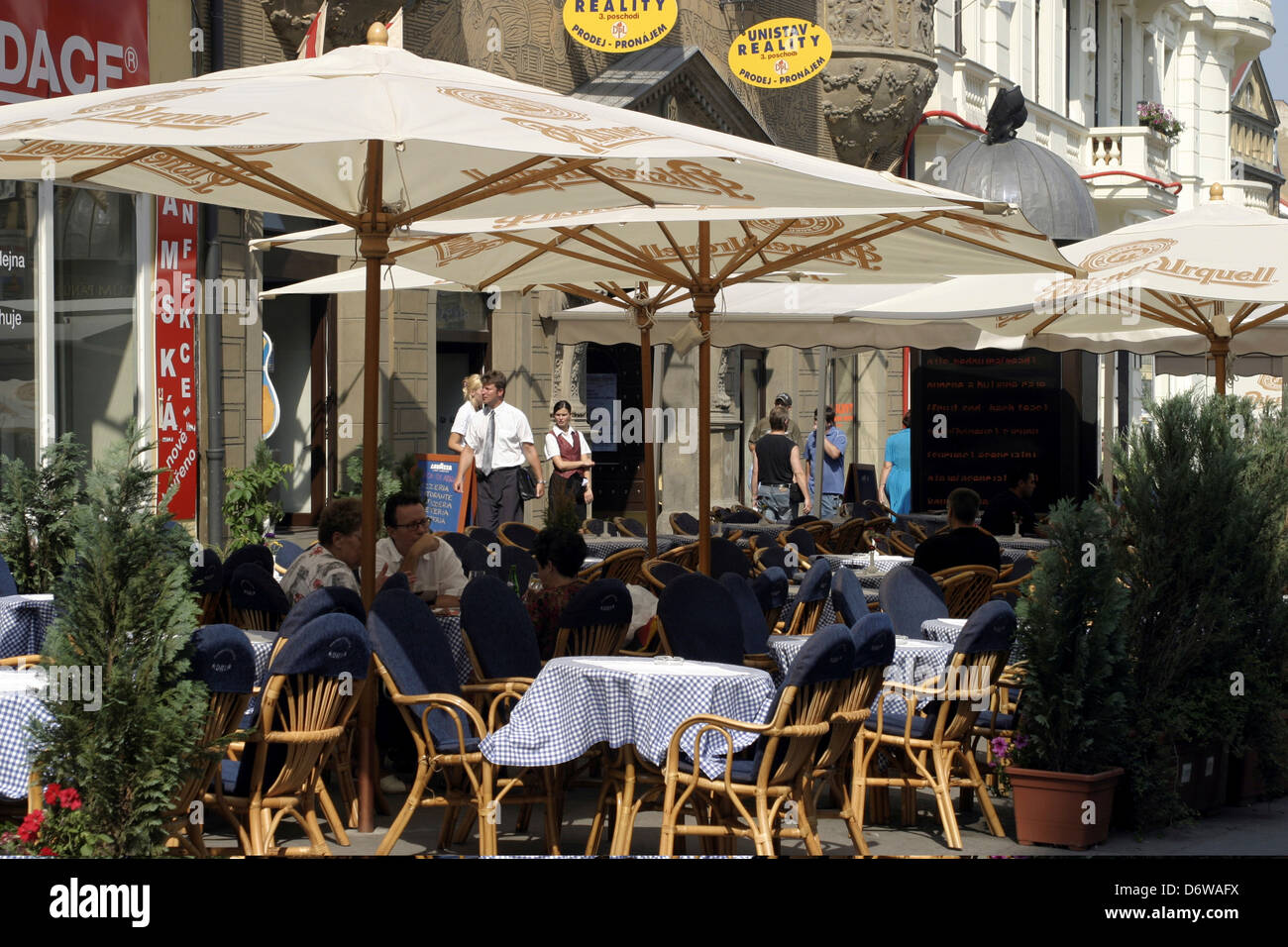 Czech Republic, Southern Moravia, Brno, People resting in cafe Stock Photo