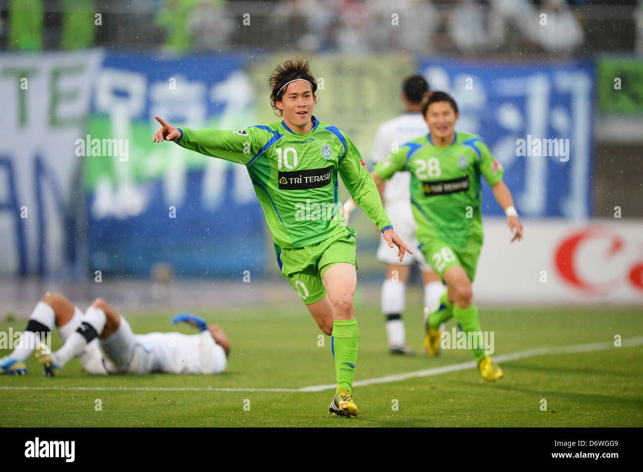 Daisuke Kikuchi (Bellmare), APRIL 20, 2013 Football / Soccer
