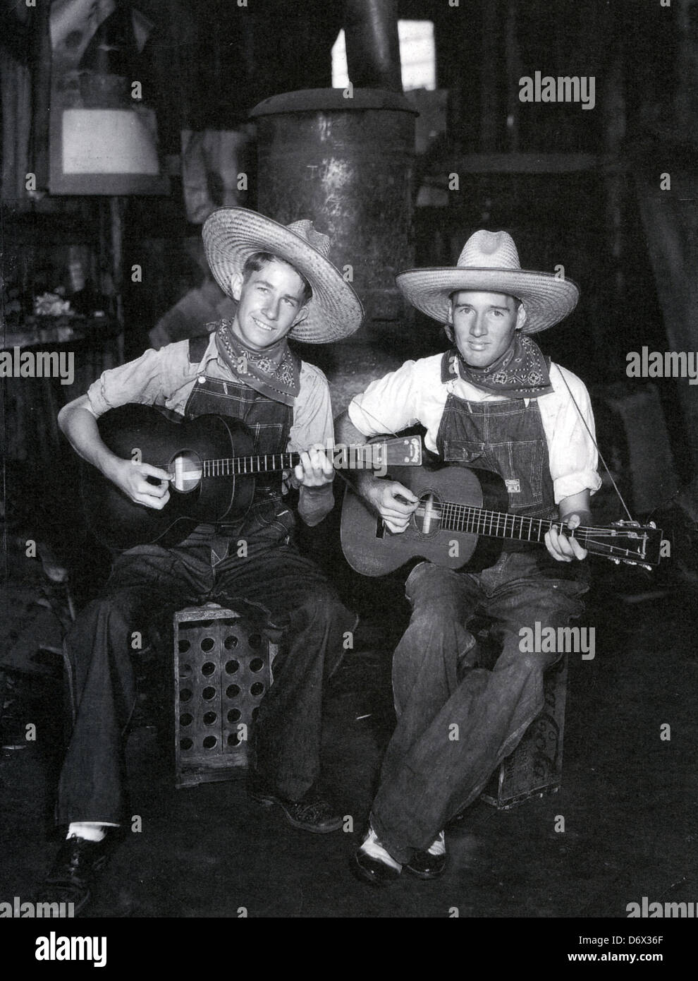 THE DELMORE BROTHERS (Alton and Rabon) US Country musicians about 1935 Stock Photo