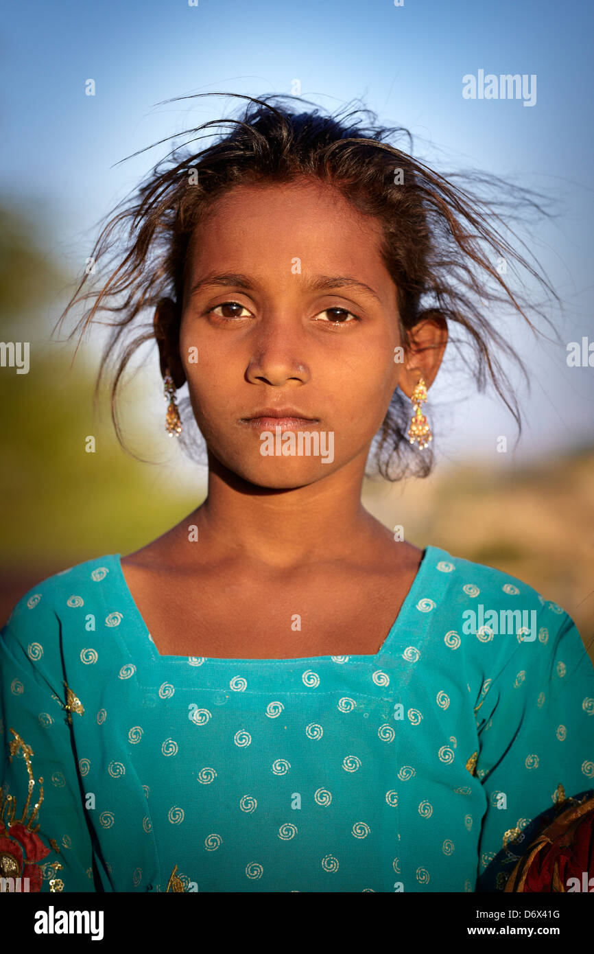 Portrait of young india girl child, Jaisalmer, India Stock Photo