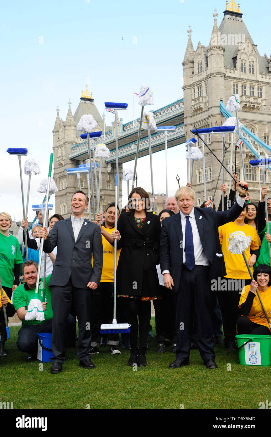 Mayor of London, Boris Johnson and Keeley Hawes P&G Capital Clean Up - photocall London, England - 08.03.12 Stock Photo