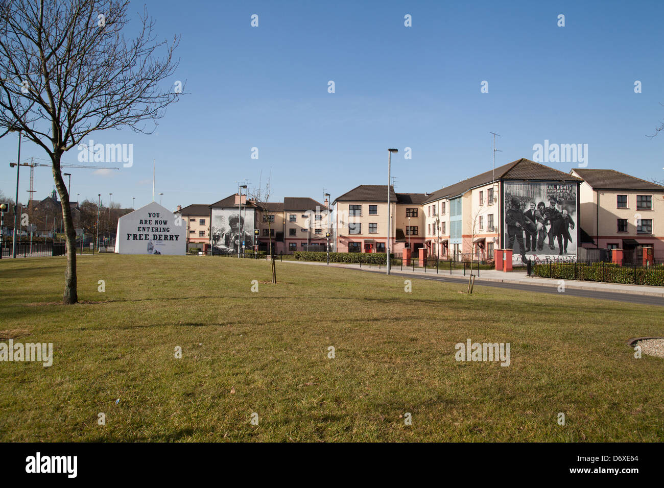 Free derry corner and murals hires stock photography and images Alamy