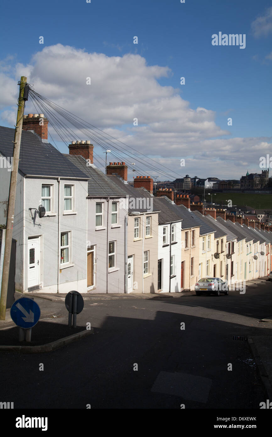 Terrace houses in Derry Londonderry Northern Ireland Stock Photo Alamy